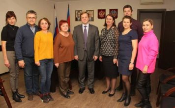 Группа медицинских специалистов Алтайского края провела консультации и обследования жителей Луганской Народной Республики