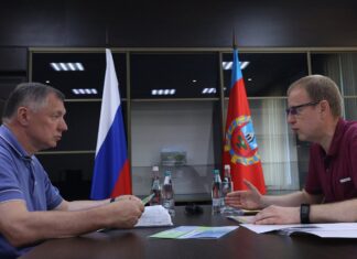 Состоялась рабочая встреча Губернатора Алтайского края Виктора Томенко и заместителя Председателя Правительства Марата Хуснуллина